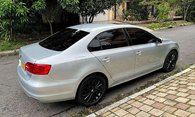 Vendo Hermoso Jetta ...