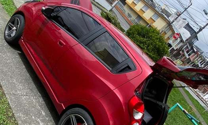 Vendo Spark Gt 2015...