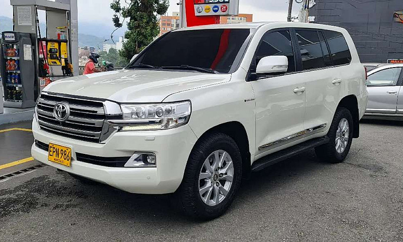 Toyota Land Cruiser ...