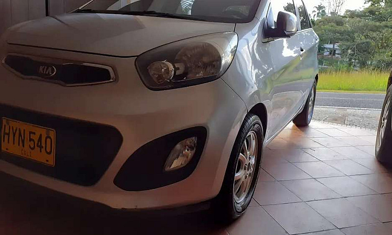 Vendo Kia Picanto Au...