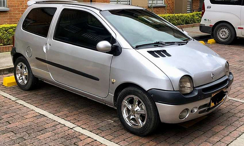 Vendo Renault Twingo...