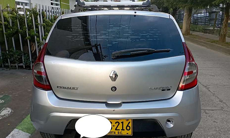 Renault Sandero 2009...