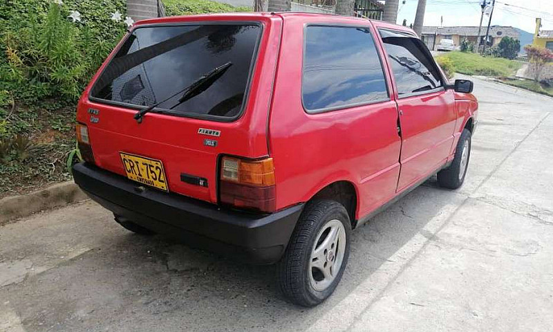 Fiat Uno 70S...