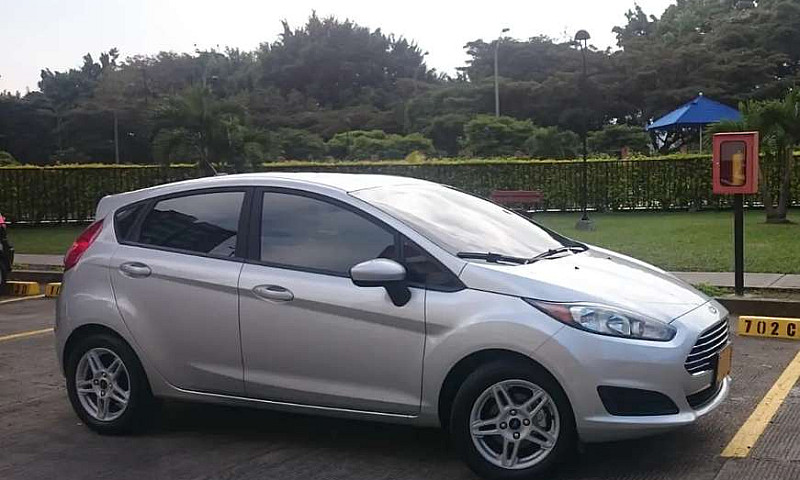 Ford Fiesta Hatchbac...