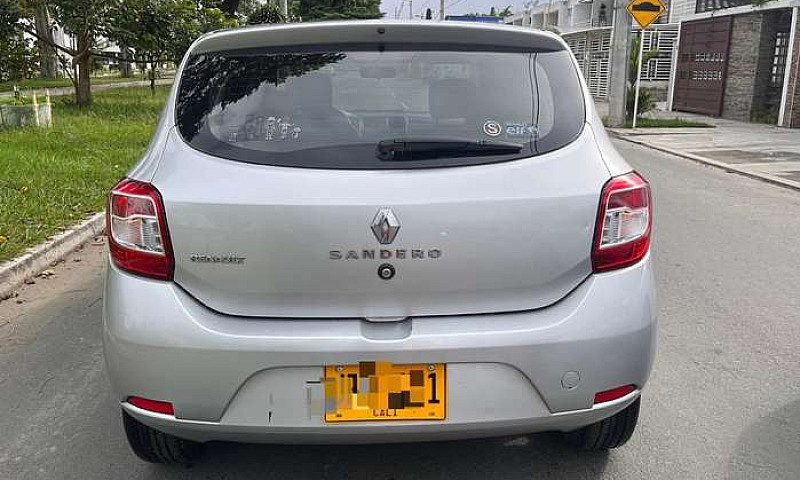 Renault Sandero 2017...