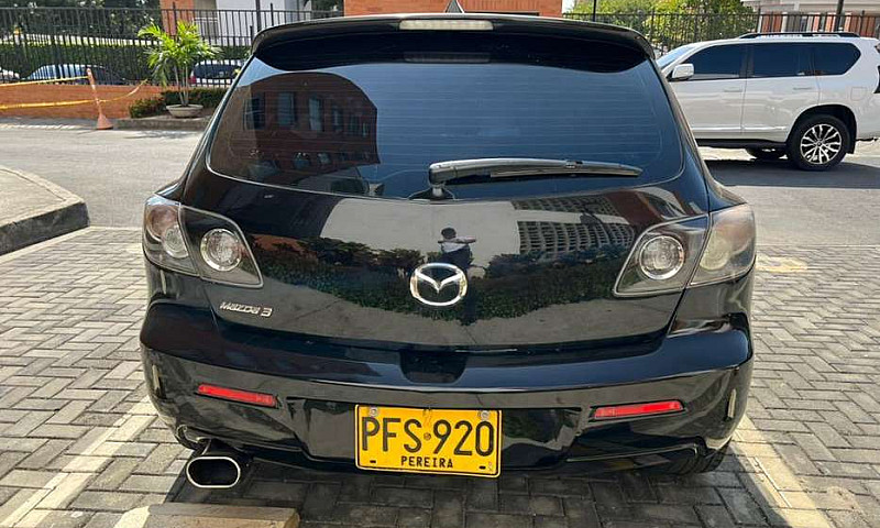 Mazda 3 Modelo 2011...