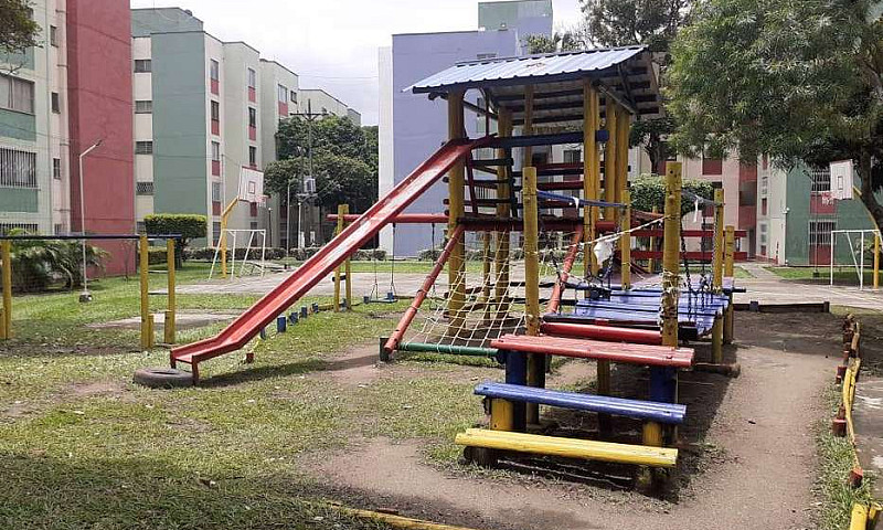 Vendo Apartamento En...
