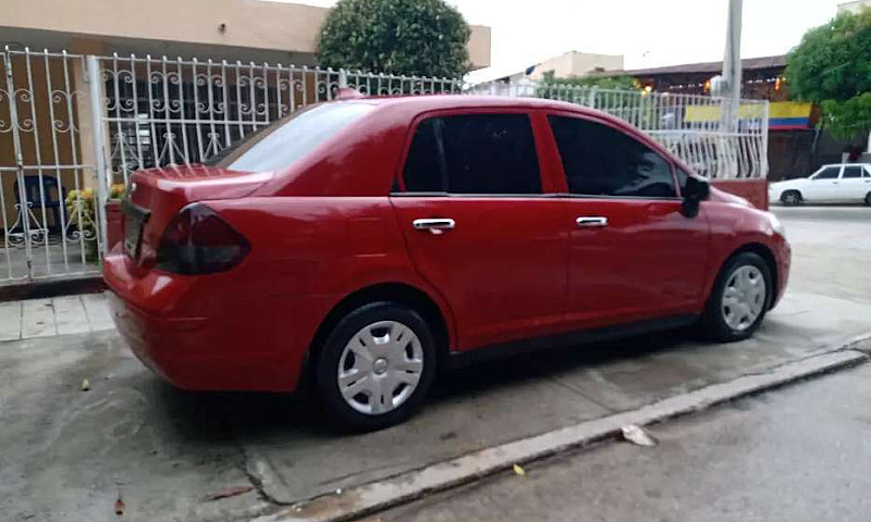 Nissan Tiida 2014 Me...