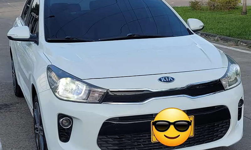 Vendo Kia Rio Vivran...