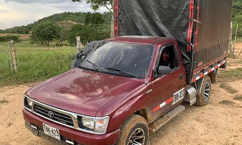 Toyota Hilux Hi Ride...