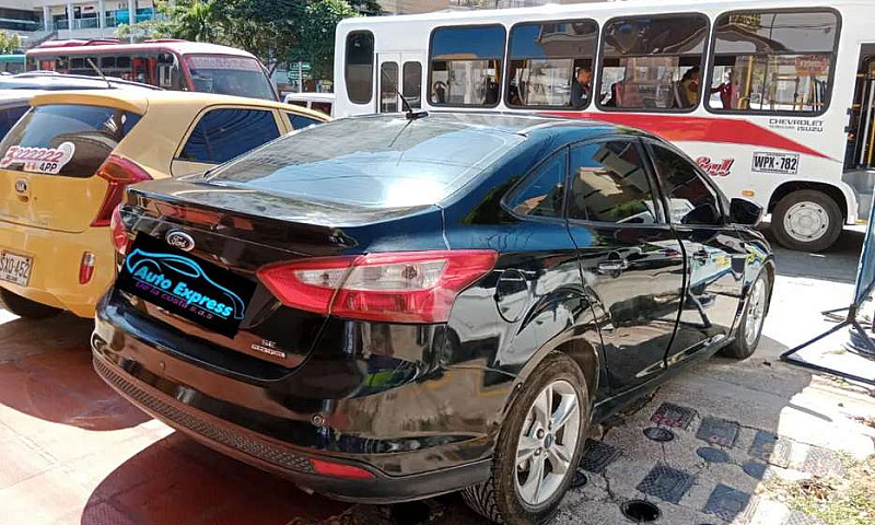 Ford Focus 2013...