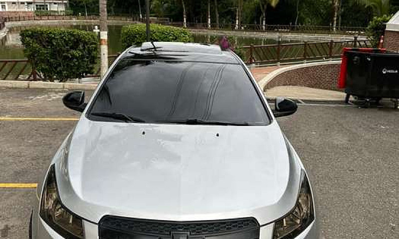 Vendo Chevrolet Cruz...