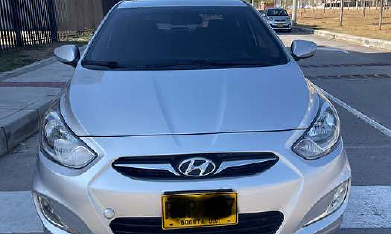 Hyundai Accent Gl...