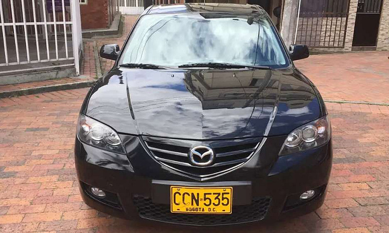 Excelente Mazda 3...