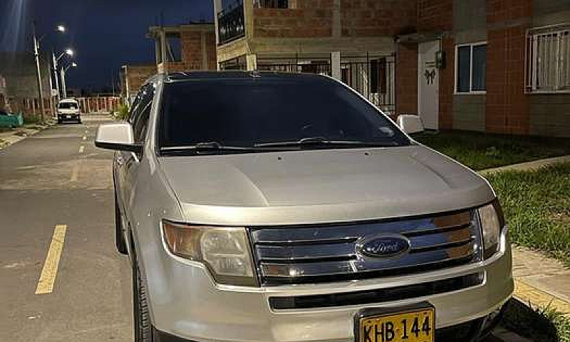 Vendo Ford Edge Herm...