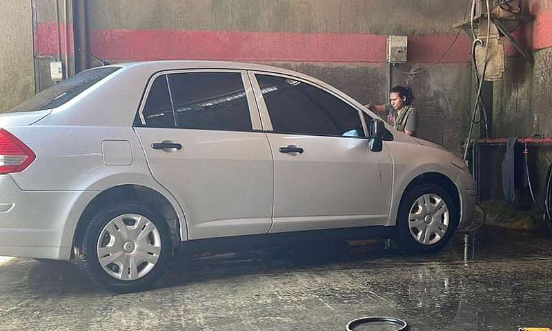 Vendo Hermoso Nissan...