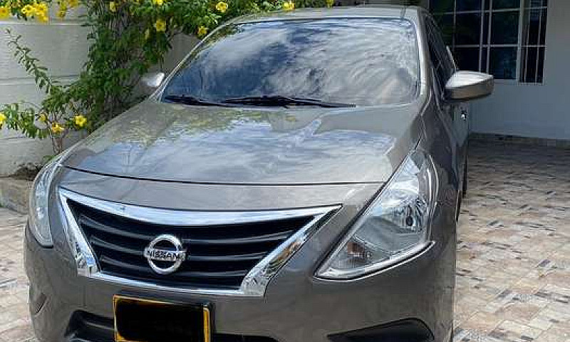 Nissan Versa Modelo ...