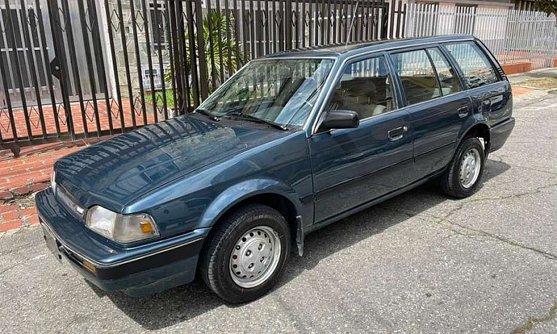 Mazda Station Wagon ...