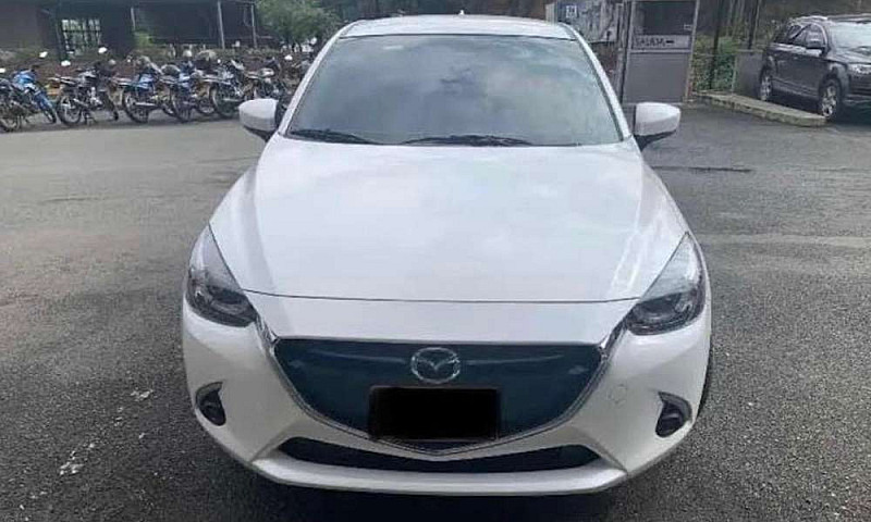 Mazda 2 Grand Tourin...
