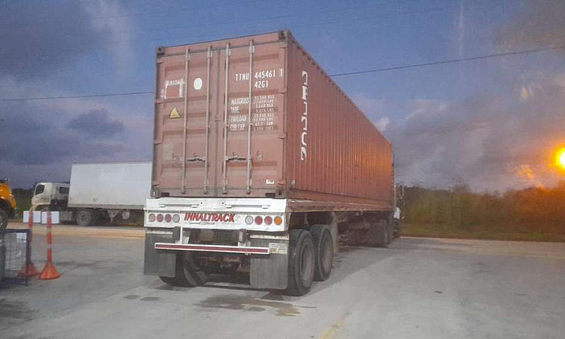 Se Vende Mack 2006...