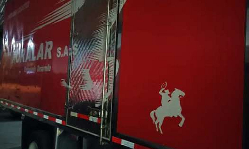 Vendo Camion Hino 50...
