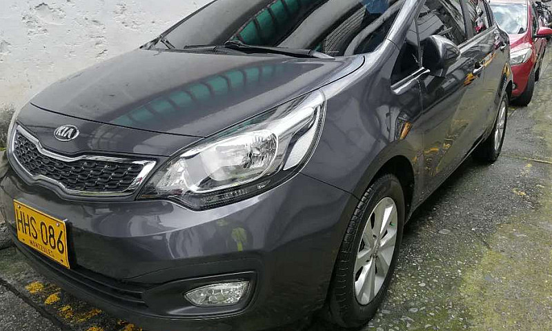 Se Vende Hermoso Kia...