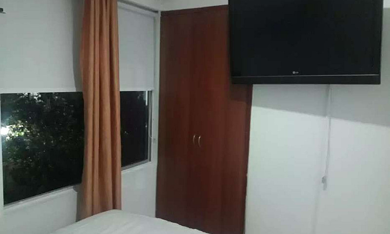 Se Arrienda Habitaci...