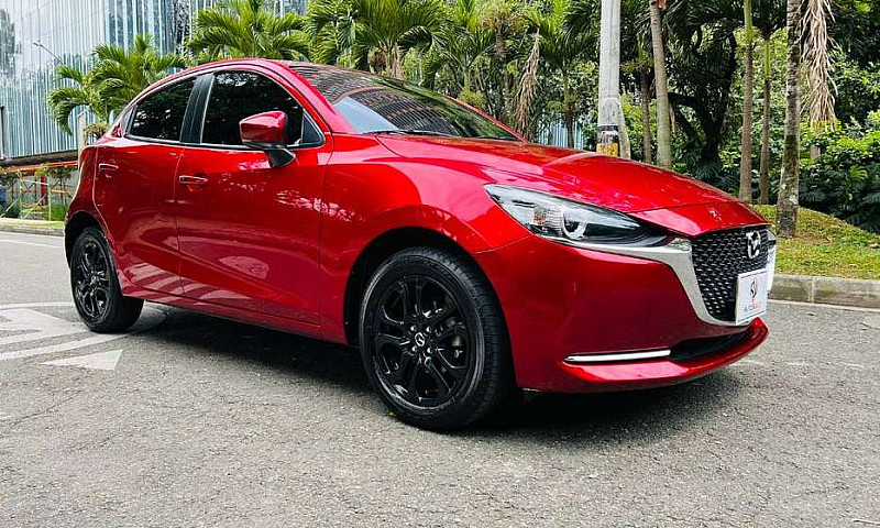 Mazda 2 Grand Tourin...