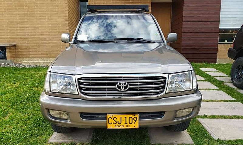 Toyota Sahara Land C...