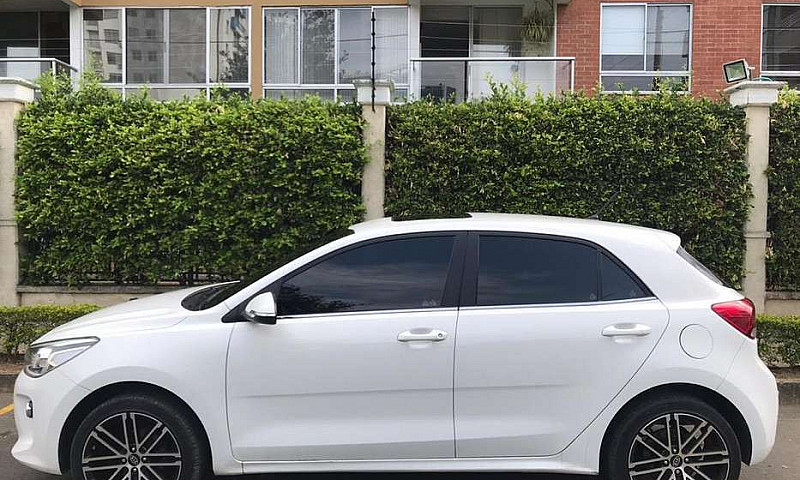 Kia Río Zenith All N...