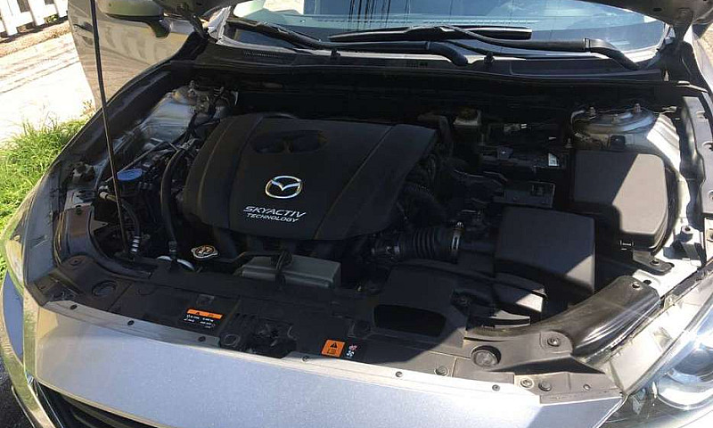 Vendo Mazda 3 2016...