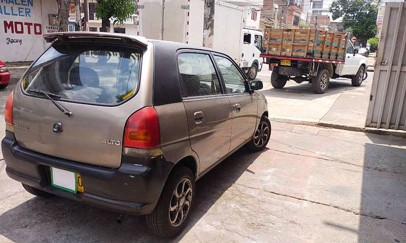 Vendo Chevrolet Alto...
