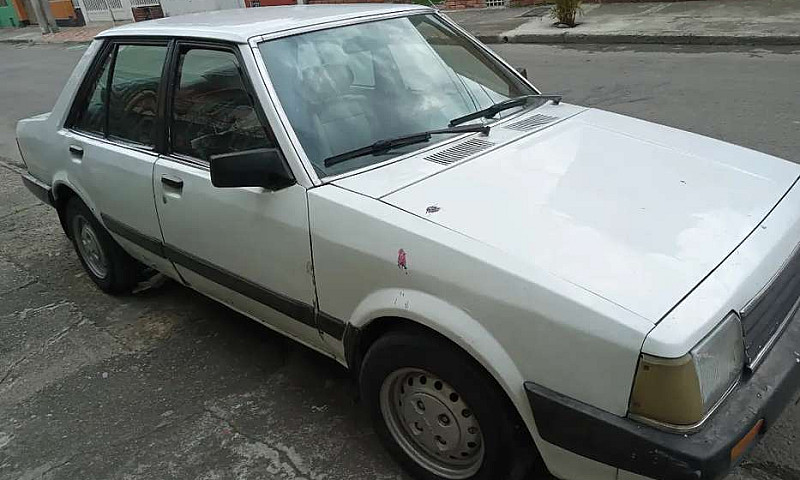 Mazda Modelo 85...