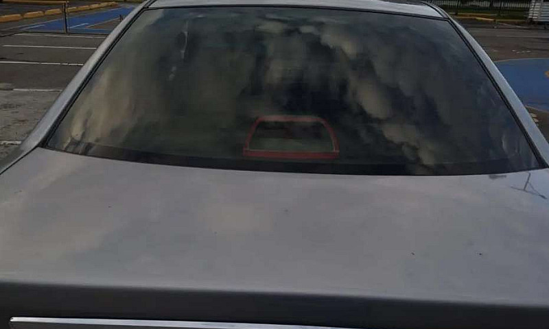 Vendo Ford Laser Exc...