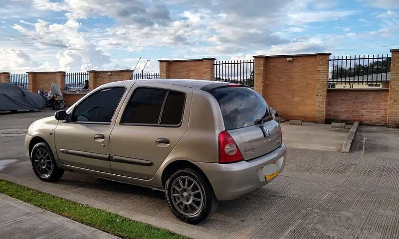 Se Vende Renault Cli...