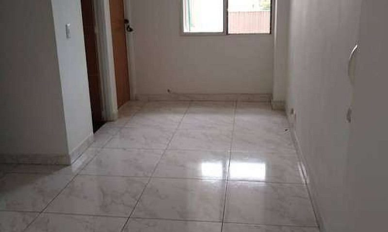 Excelente Apartaestu...