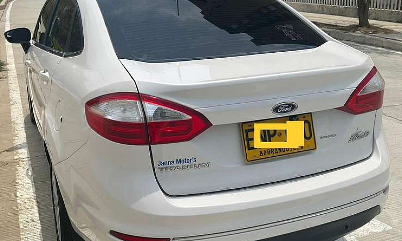 Vendo Ford Fiesta Ti...