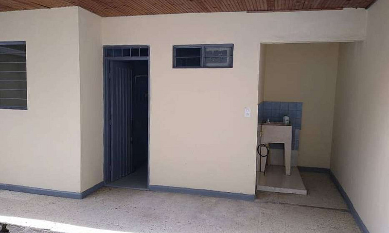 Casa En  Alquiler Pu...