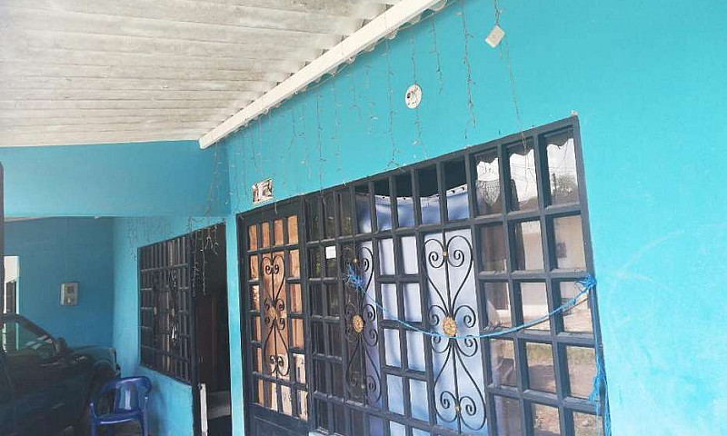 Se Vende Casa...