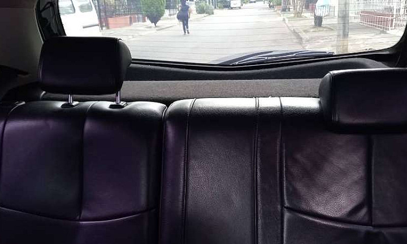 Vendo Mazda 2 Hatch ...