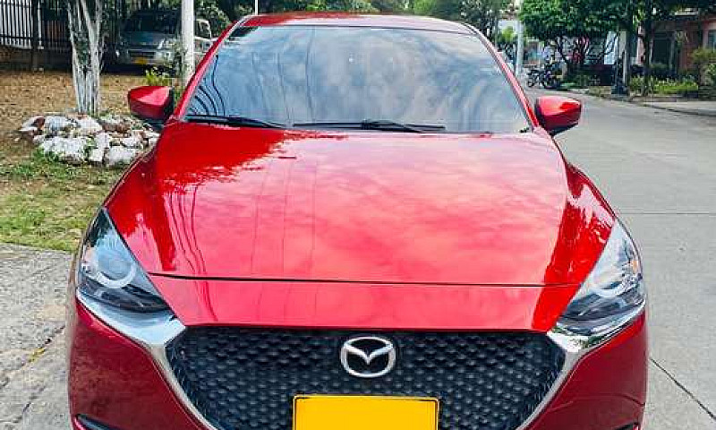 Se Vende Mazda 2 Tou...