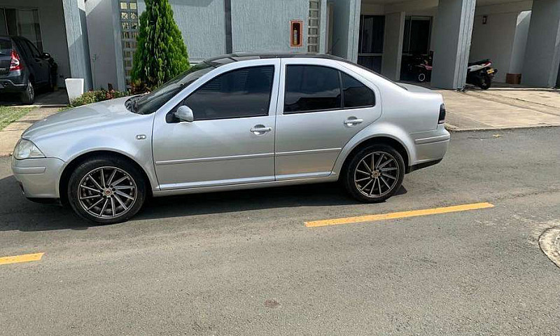 Excelente Wolkswague...