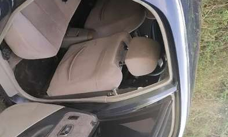 Mazda Allegro 2002...