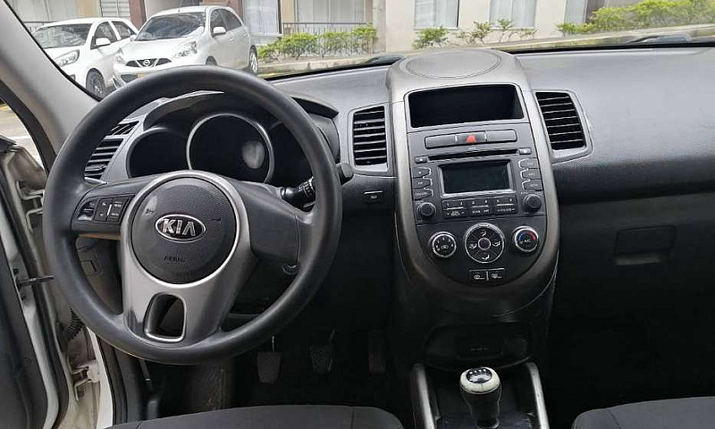 Vendo Kia Soul 2014...