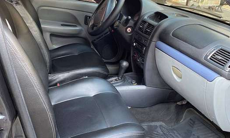 Renault Clio 1.6 Per...
