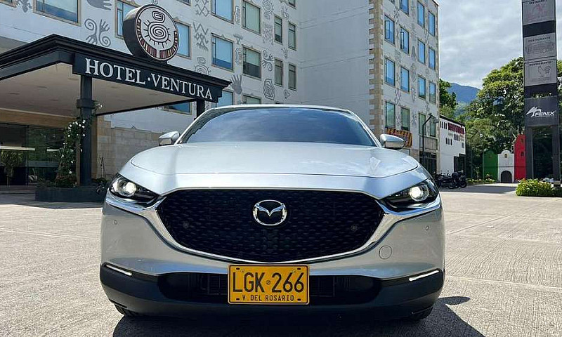 Mazda Grand Turing 2...