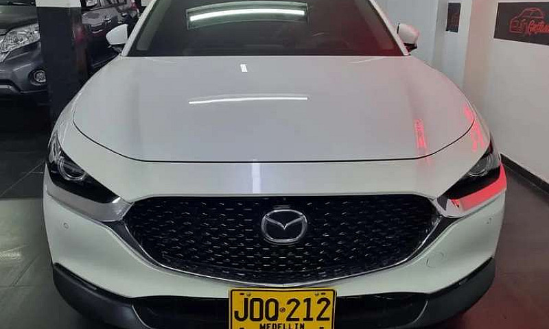 Vencambio Mazda Cx30...