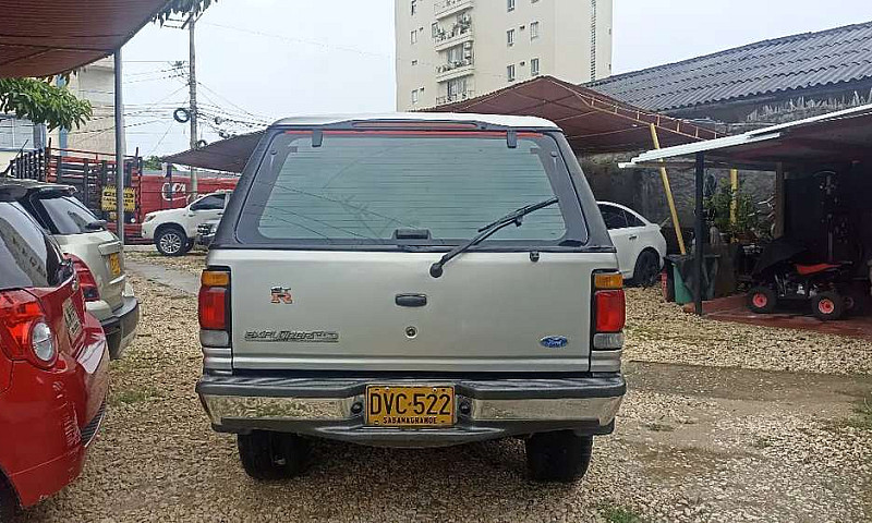 Ford Explorer Full E...