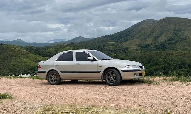 Vendo Mazda 626 Auto...