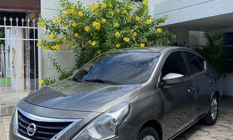 Nissan Versa Modelo ...